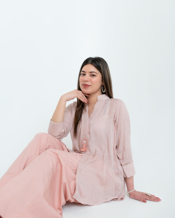 PINK - Image 2